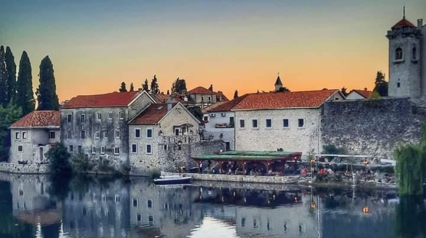 DESET RAZLOGA ZAŠTO SE SVJETSKI PUTNIK ZALJUBIO U TREBINJE (VIDEO)