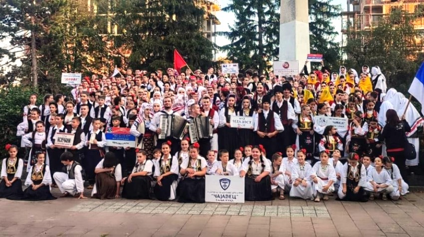 ZLATNO KOLCE OKUPILO 400 UČESNIKA